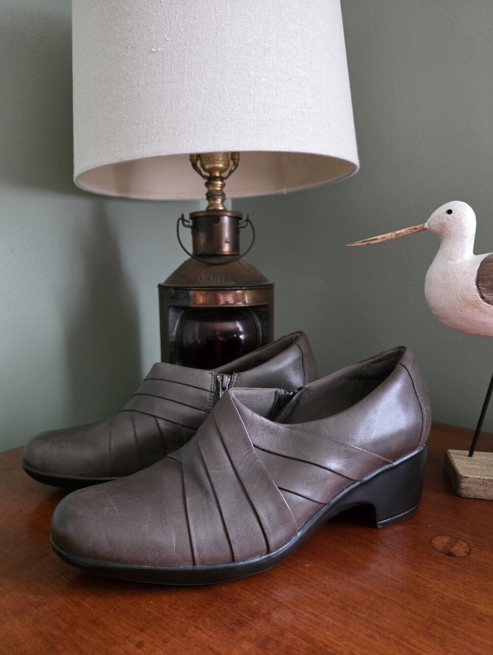 Clarks Gray Leather Ankle Booties Low Block Heel Side Zip Shoes Women's 11M